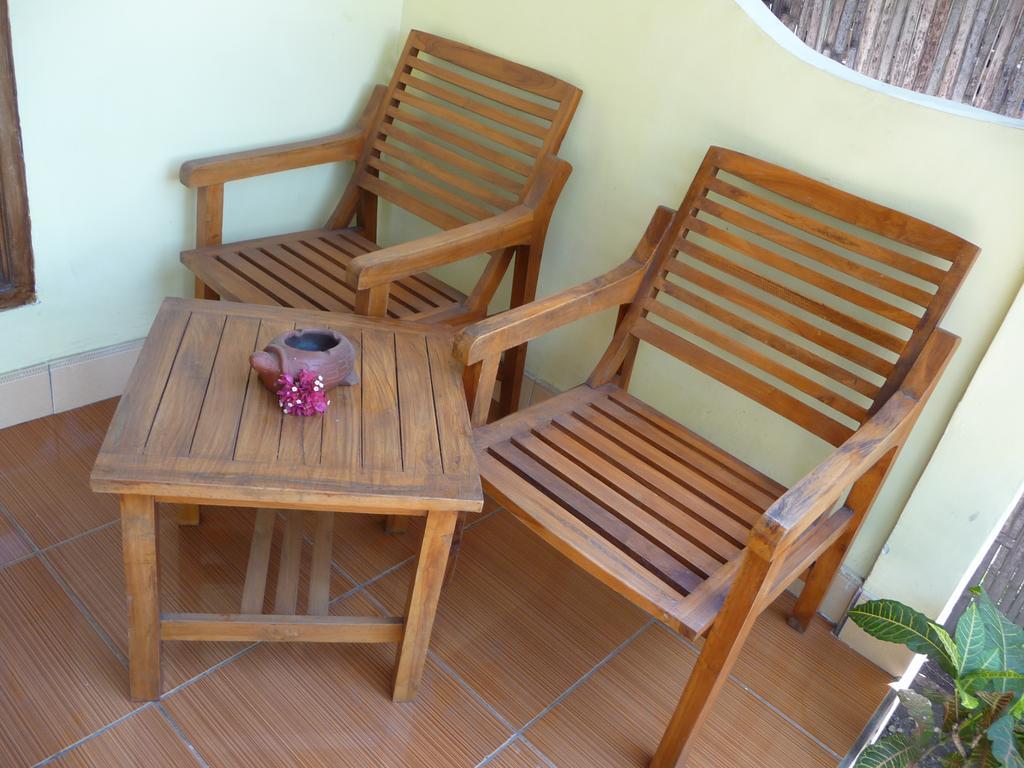 Aura Guest House Gili Air Exterior foto