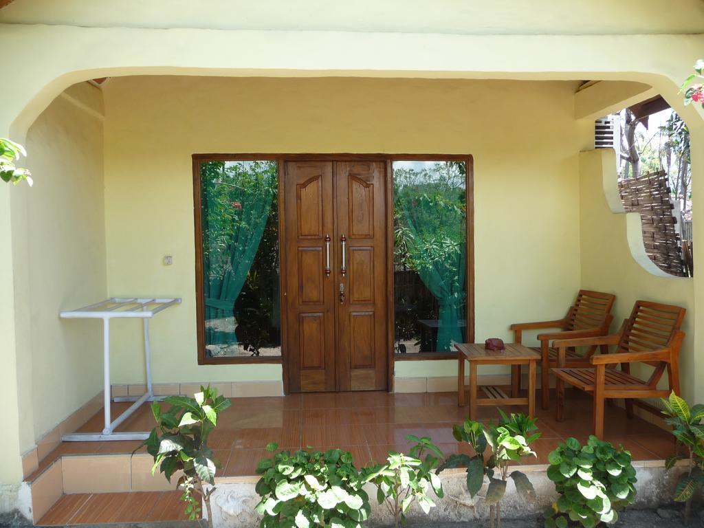Aura Guest House Gili Air Exterior foto