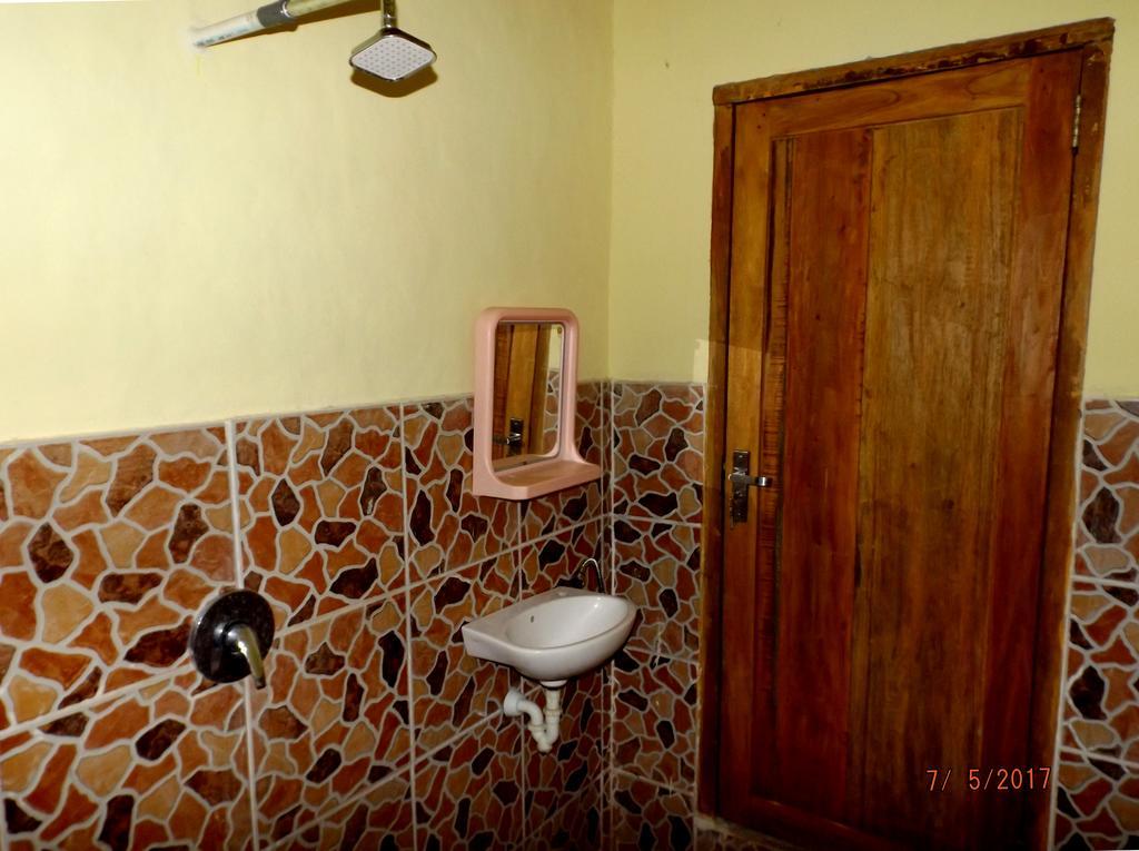 Aura Guest House Gili Air Exterior foto